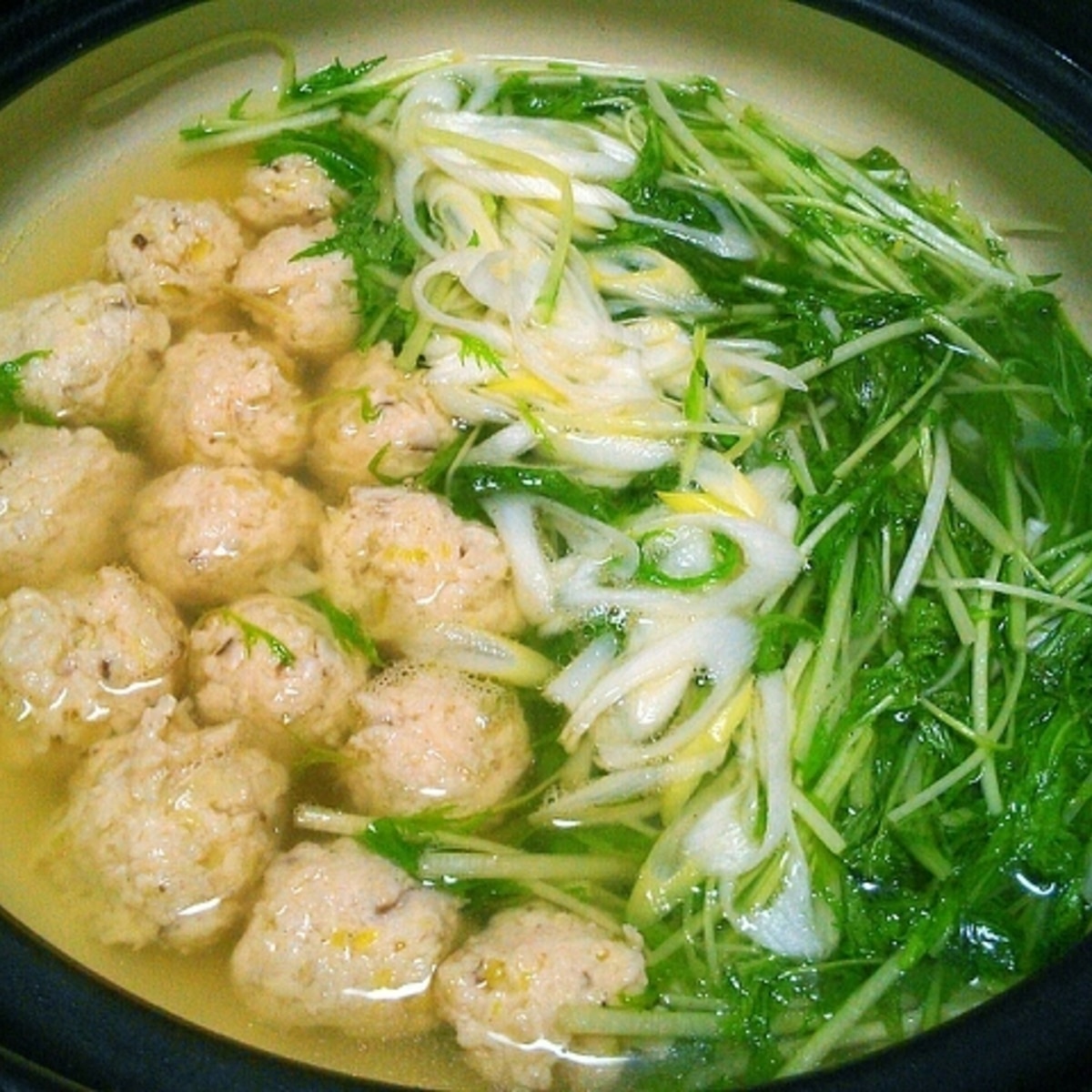 おつゆも美味しい 水菜のはりはり鶏団子鍋 レシピ 作り方 By Kuuuma 楽天レシピ おつゆも美味しい 水菜のはりはり鶏団子鍋 レシピ 作り方 By Kuuuma 楽天レシピ